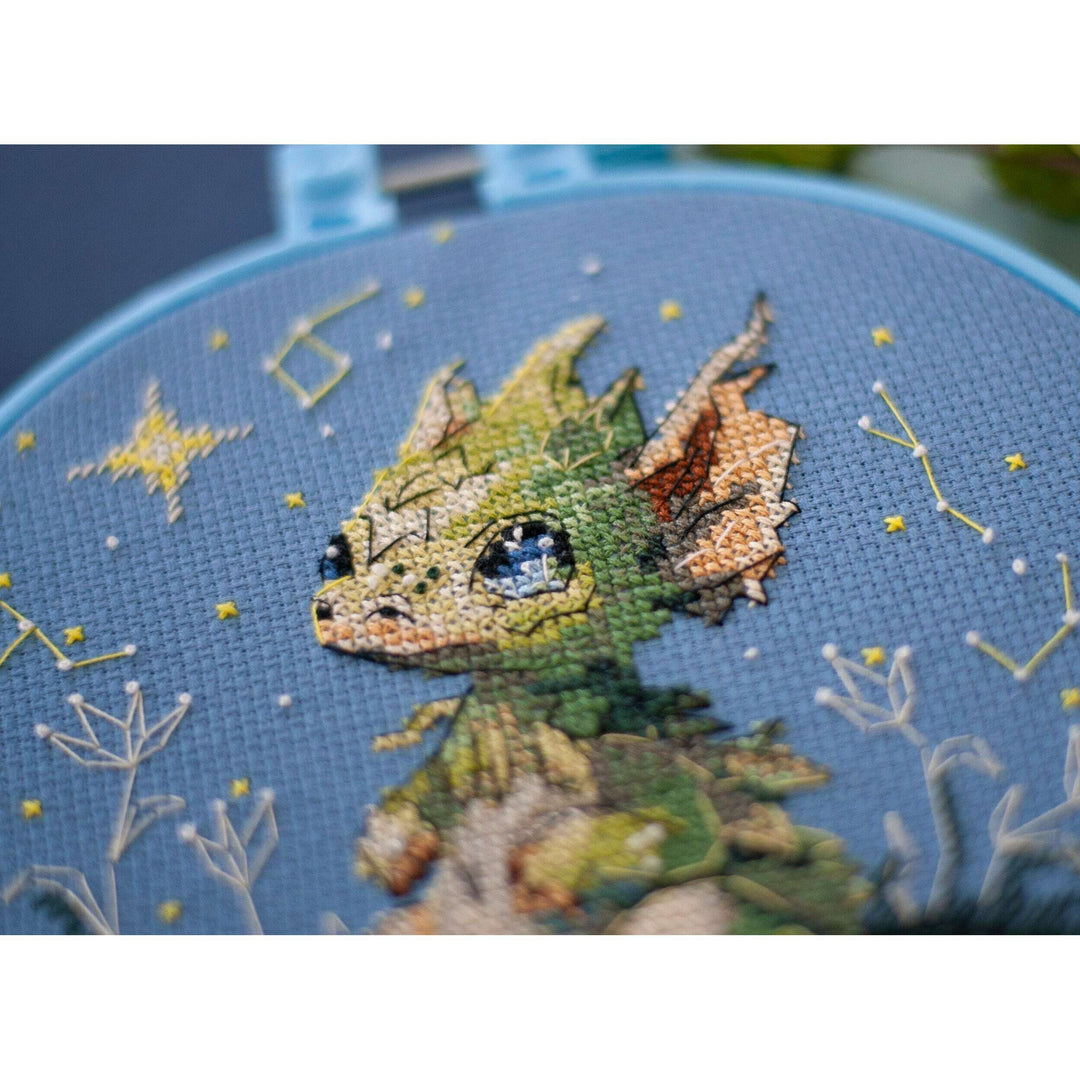 Cross-stitch kit - The Star Lighter AHM-087