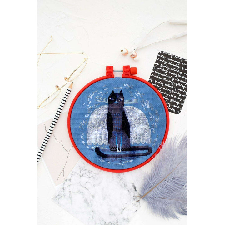 Cross-stitch kit Cat AHM-019