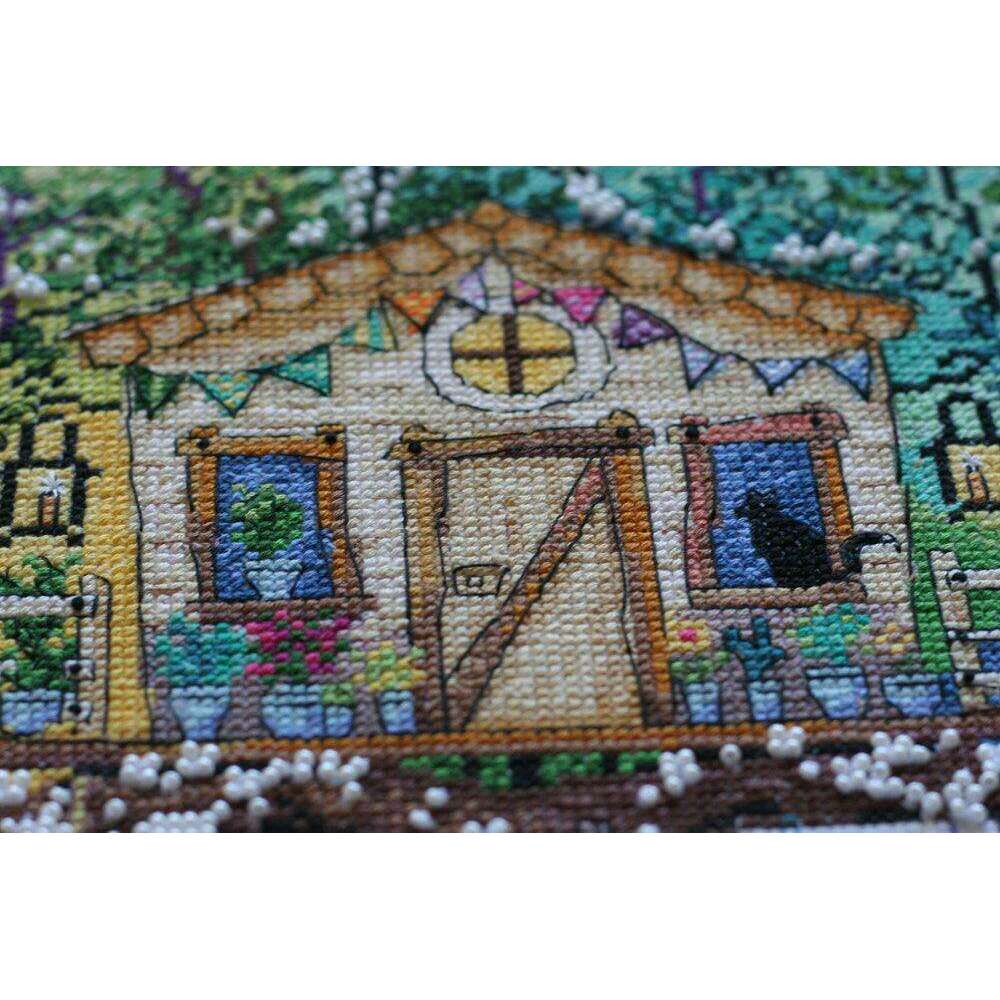 Cross-stitch kit Cat house AH-061