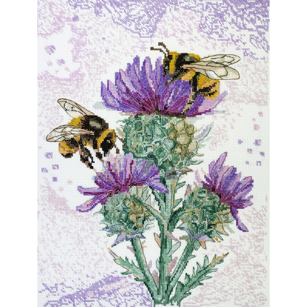 Cross-stitch kit Hunting for nectar AH-188