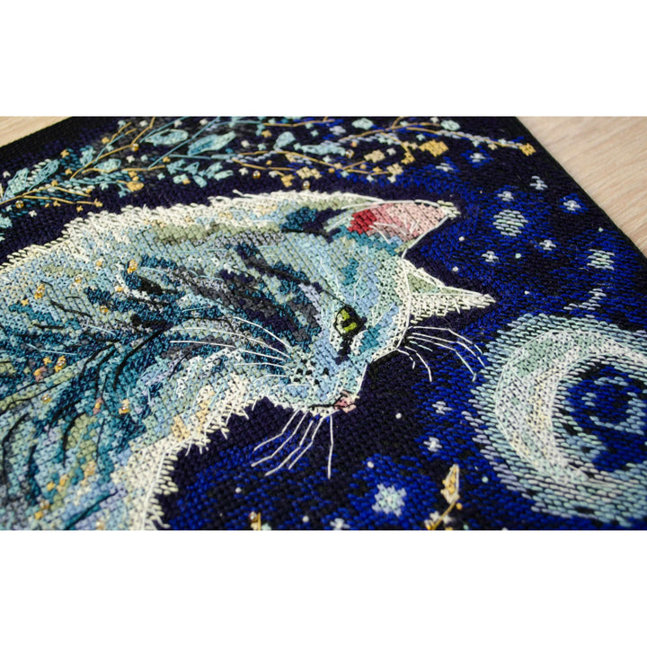 Cross-stitch kit Night guest AH-197