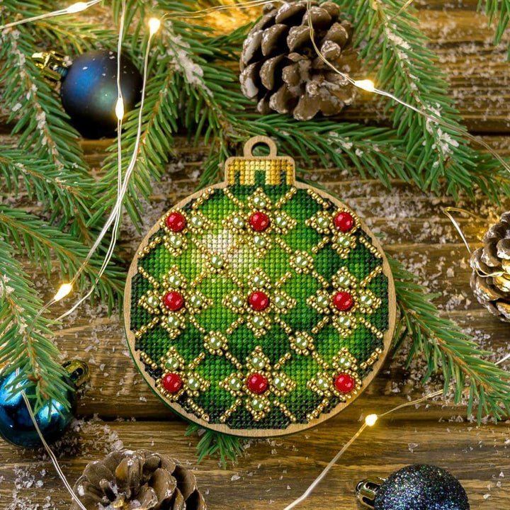 Cross-stitch kit on wood FLW-007