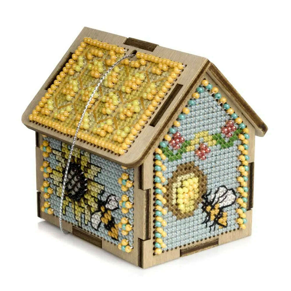 Cross-stitch kit on wood FLW-062
