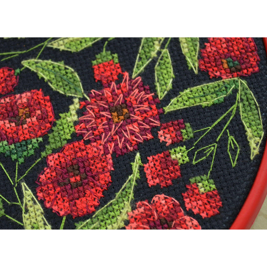Cross-stitch kits - Flower dance AHM-079