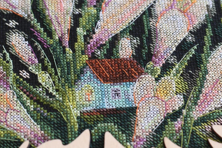 Cross-stitch kit - Little secret AH-115