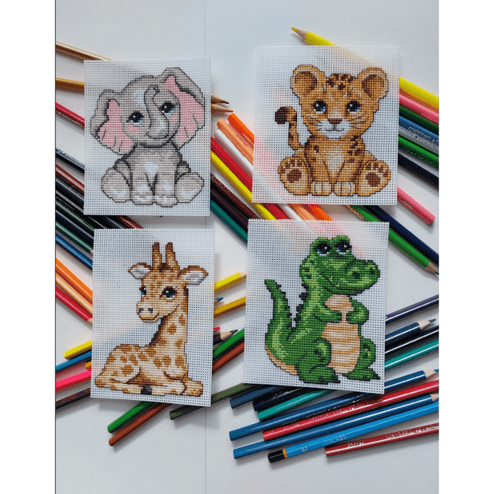 "Cute Animals" 121CS Counted Cross-Stitch Kit