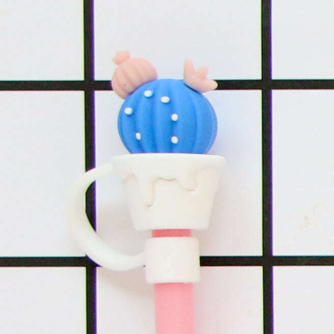 Cute Straw Toppers and Straw