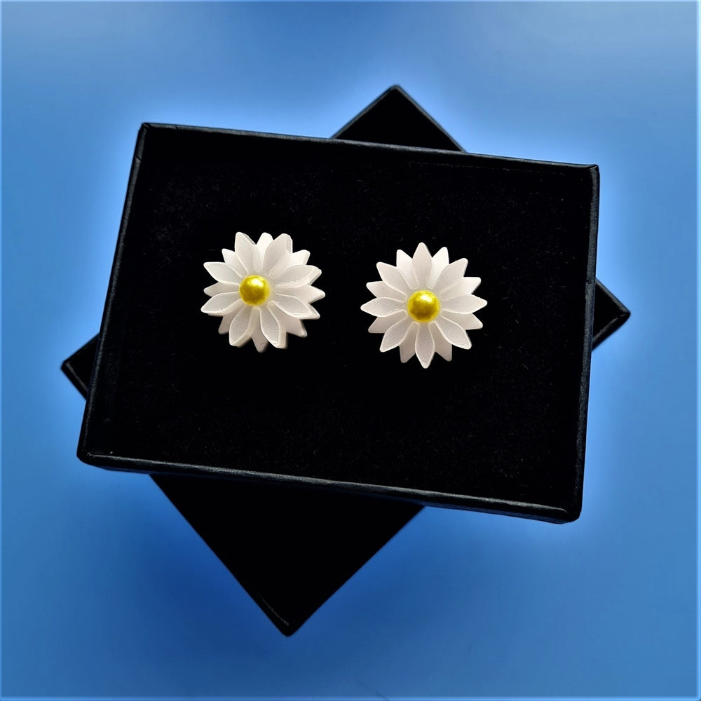 Daisy Stud Earrings by Cherryloco Jewellery 1