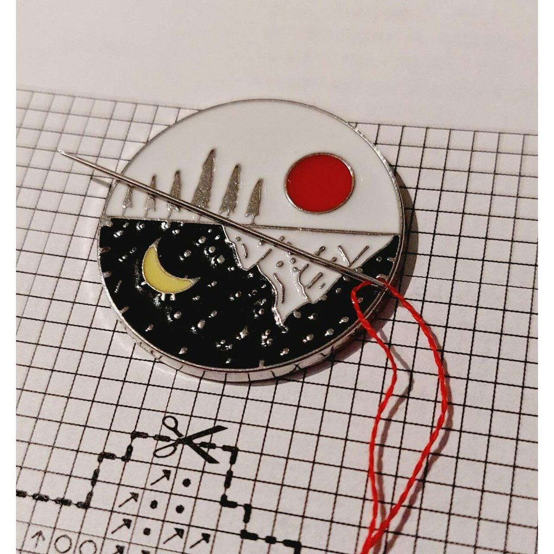 Day/Night Magnetic Needle Minder F07M10-2 Day/Night