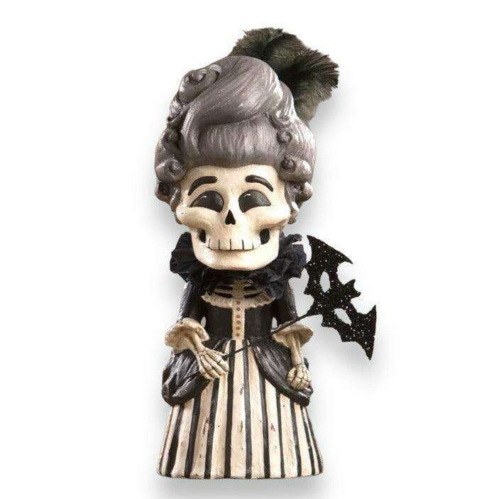 Divine Desiree Skelly by Bethany Lowe - Quirks!