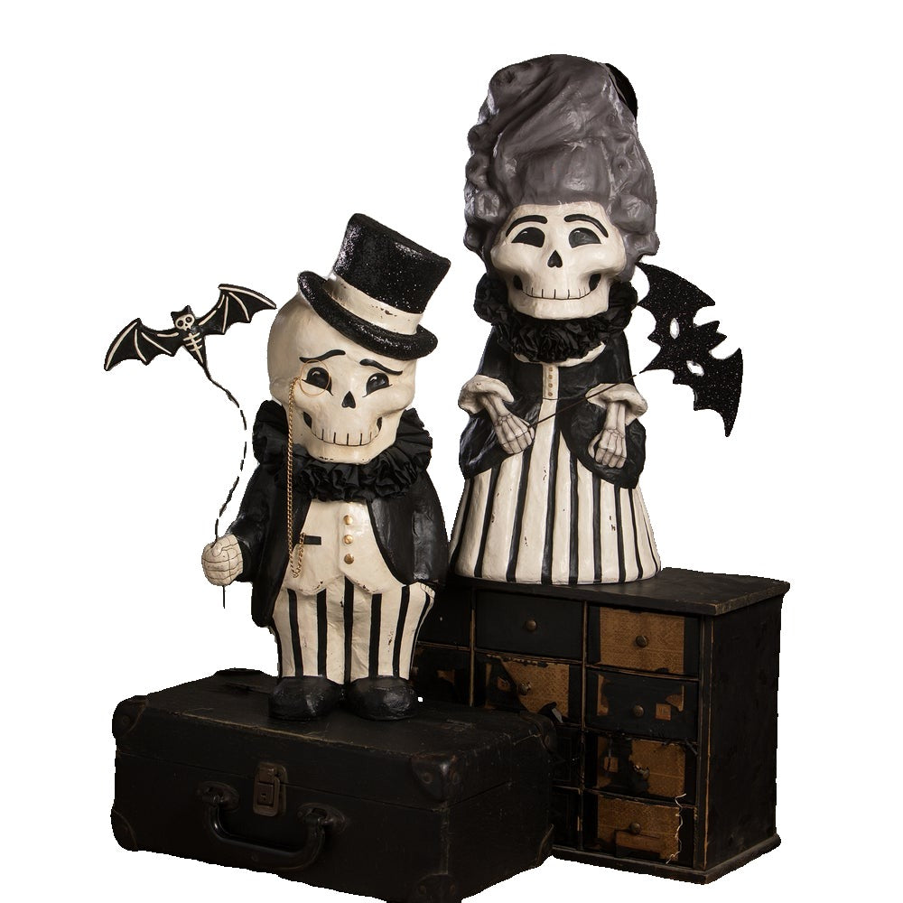 XL Desiree & Desmond Skelly Couple by Bethany Lowe