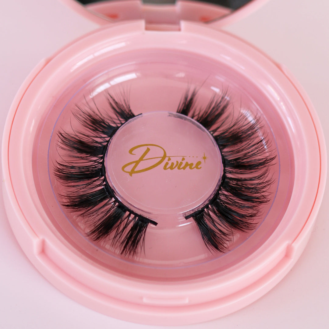 D Poodle Collection- Lashes in Compact