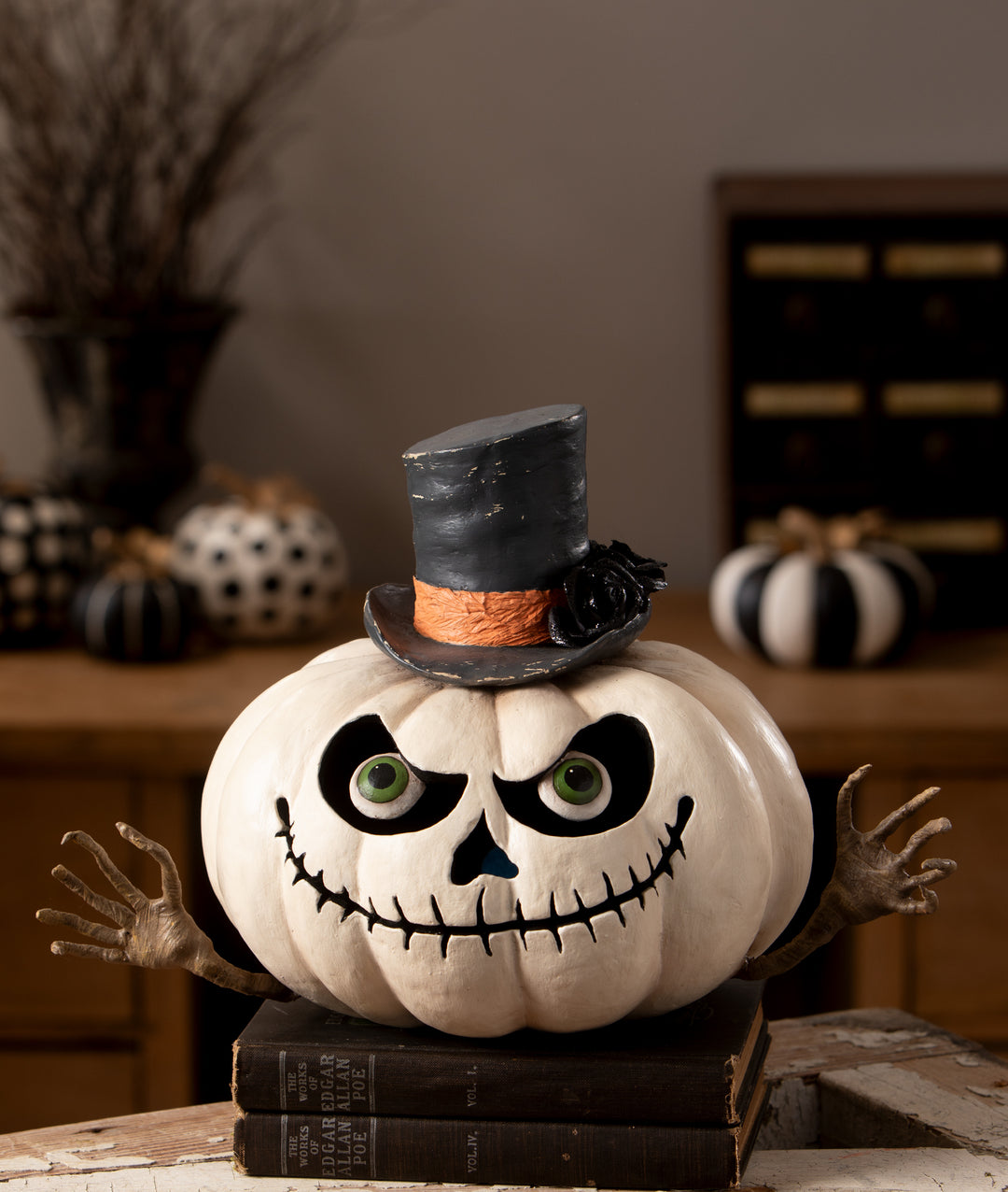 Mr. Gourdy Pumpkin by Bethany Lowe Designs, image 4