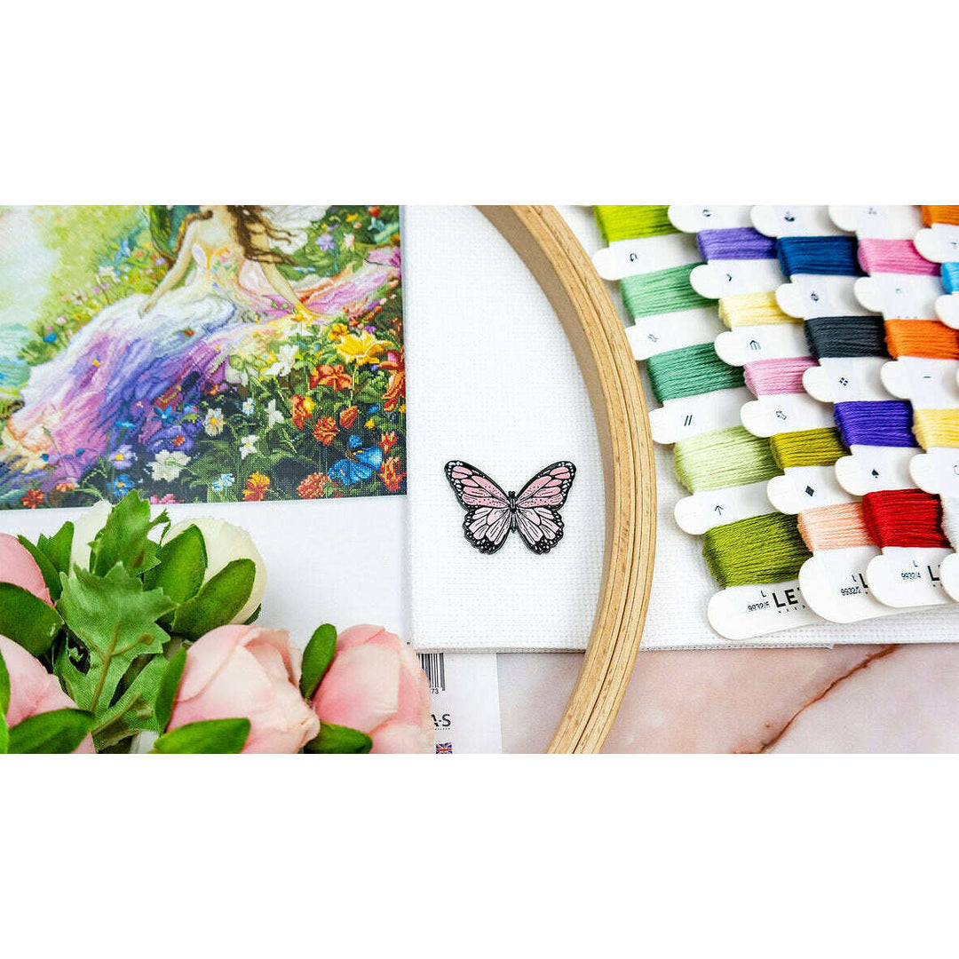 Enchanted Spring L9932 Counted Cross Stitch Kit
