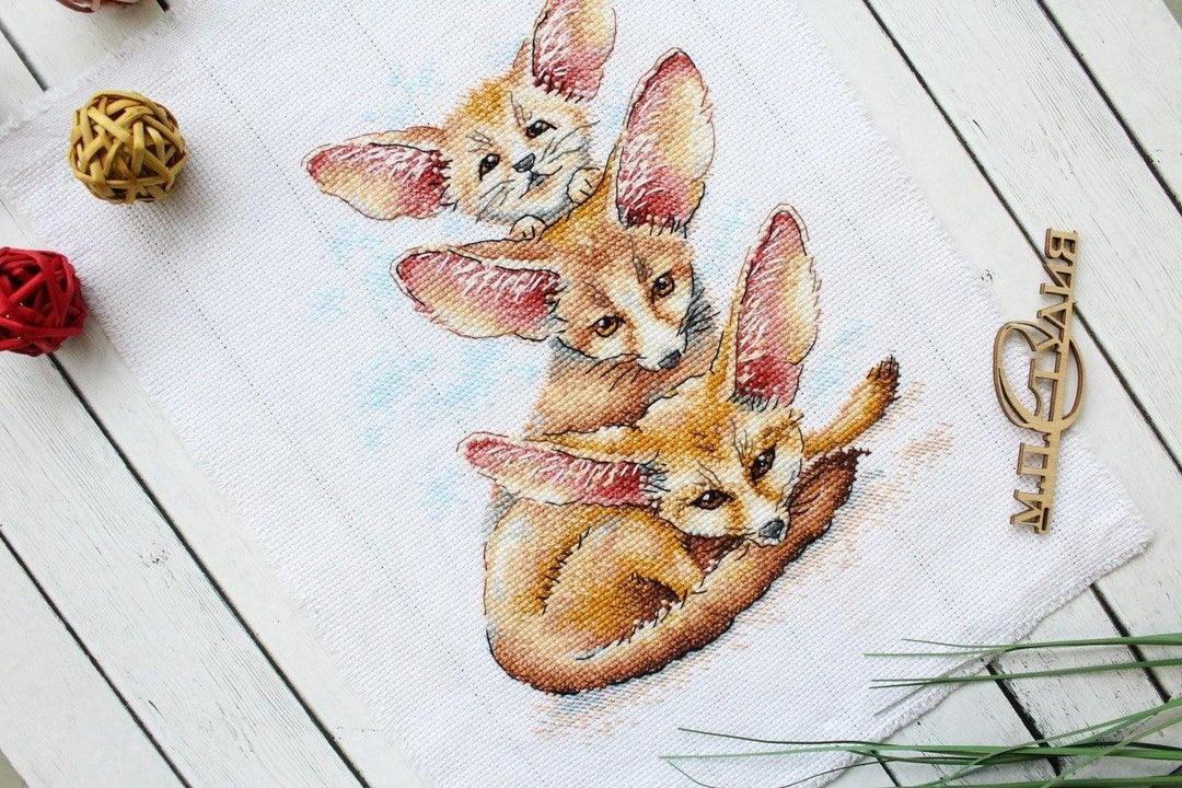 Fennec Fox Family SM-509 Counted Cross Stitch Kit