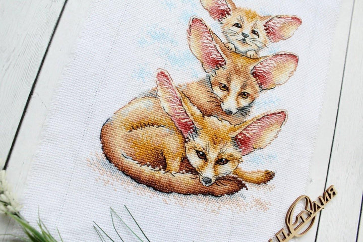 Fennec Fox Family SM-509 Counted Cross Stitch Kit
