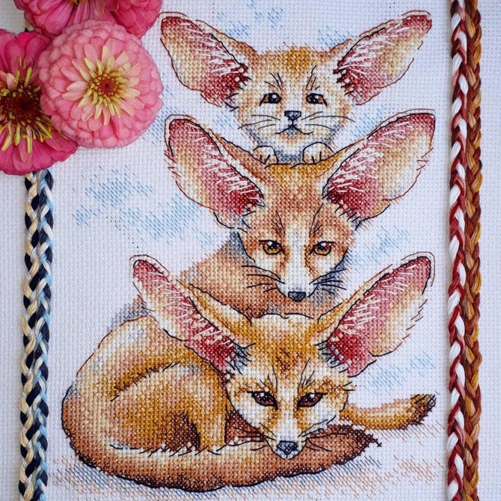 Fennec Fox Family SM-509 Counted Cross Stitch Kit