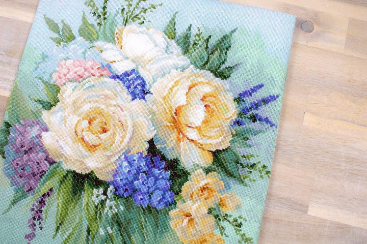 Floral bouquet B2370L Counted Cross-Stitch Kit