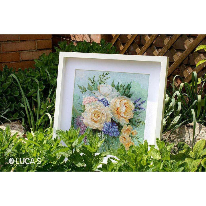 Floral bouquet B2370L Counted Cross-Stitch Kit