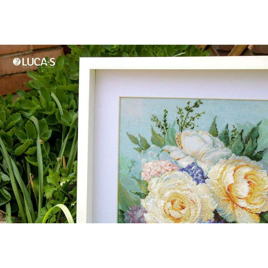 Floral bouquet B2370L Counted Cross-Stitch Kit