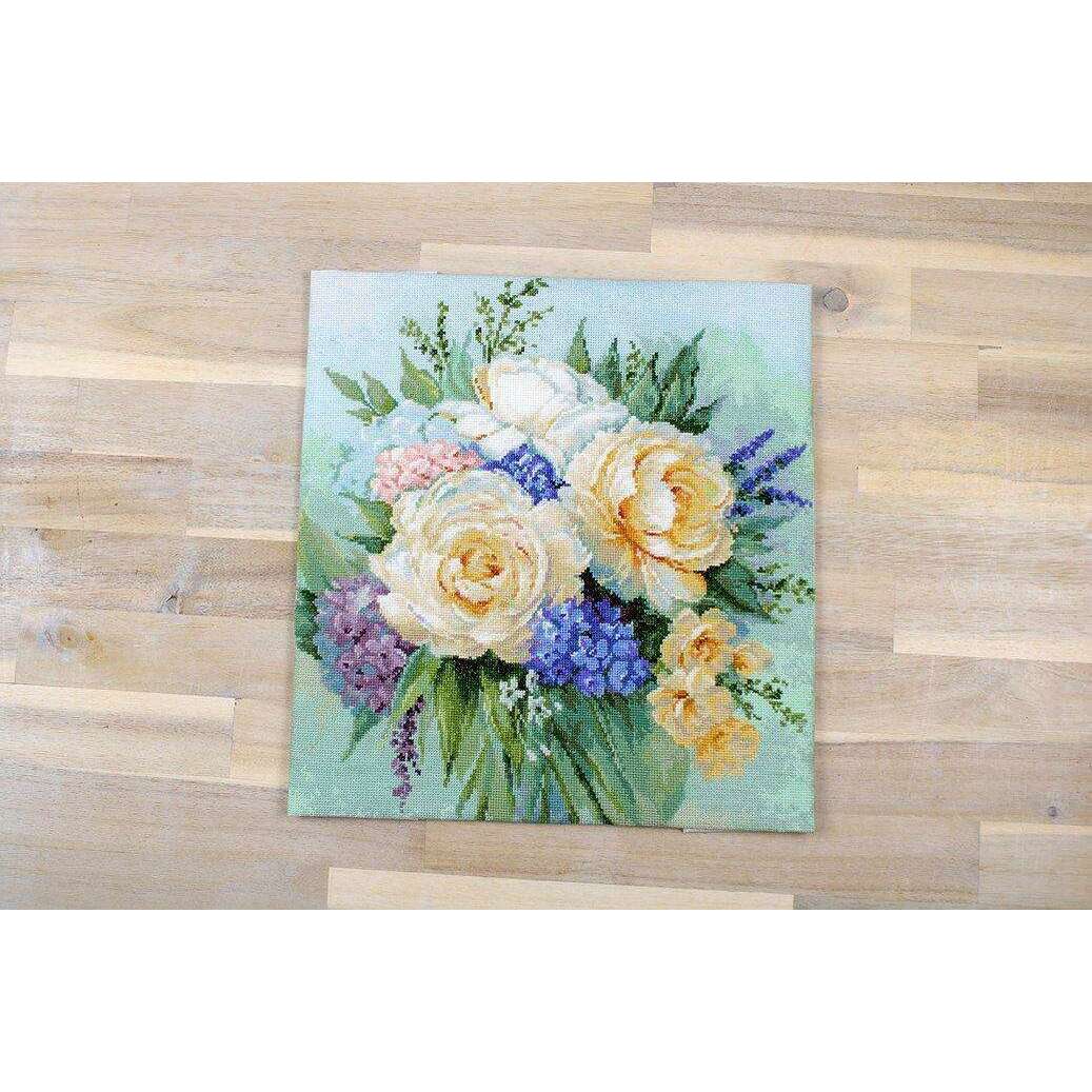 Floral bouquet B2370L Counted Cross-Stitch Kit
