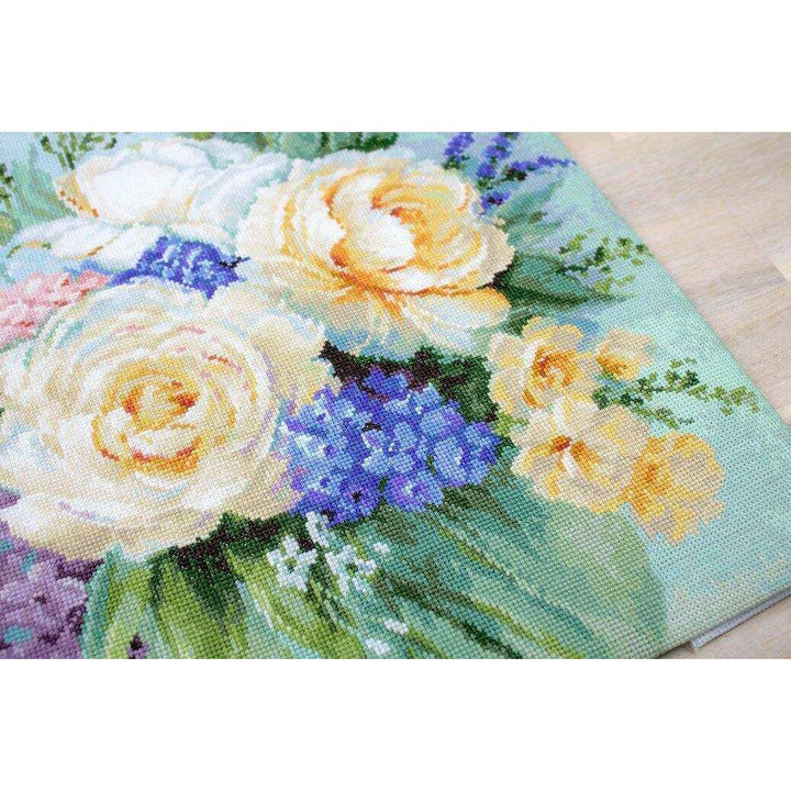 Floral bouquet B2370L Counted Cross-Stitch Kit