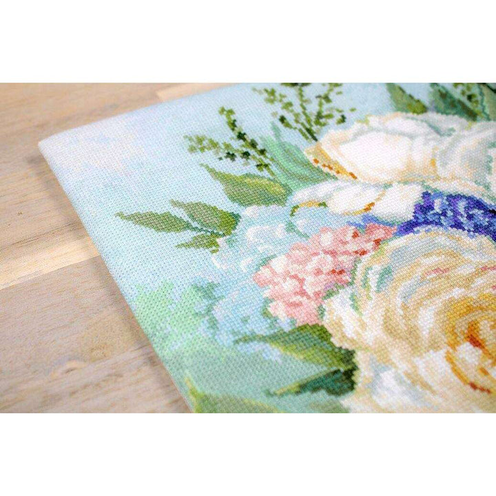 Floral bouquet B2370L Counted Cross-Stitch Kit