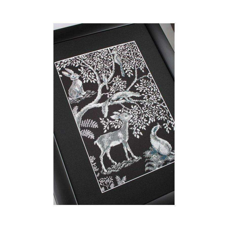 Forest laces M613 Counted Cross Stitch Kit