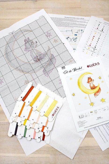 Fox 1 B1187L Counted Cross-Stitch Kit