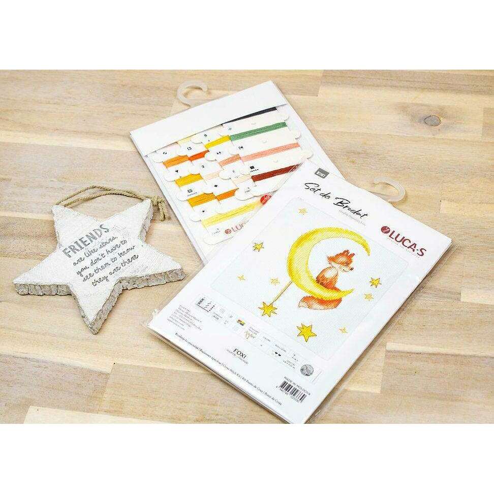 Fox 1 B1187L Counted Cross-Stitch Kit