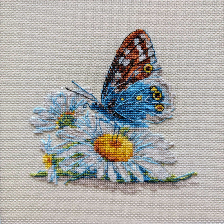 Fragile Beauty R2220 Counted Cross Stitch Kit