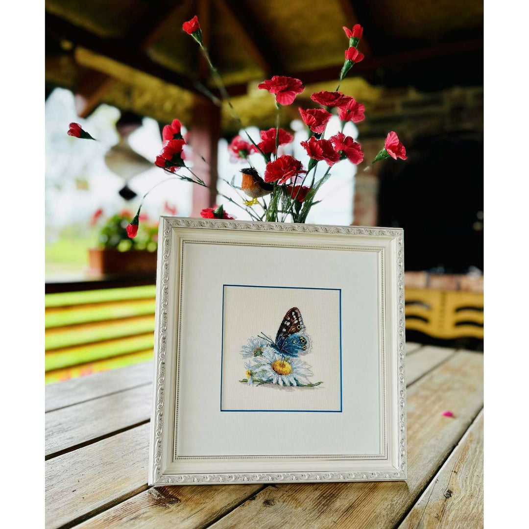 Fragile Beauty R2220 Counted Cross Stitch Kit