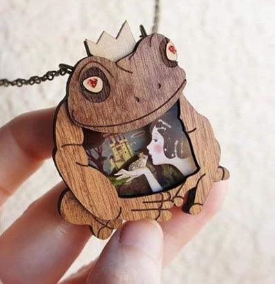 Frog Prince Brooch by LaliBlue - Quirks!