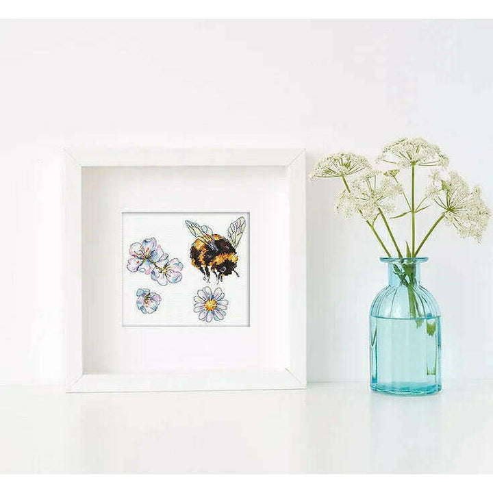 Furry Bumblebee L8820 Counted Cross Stitch Kit