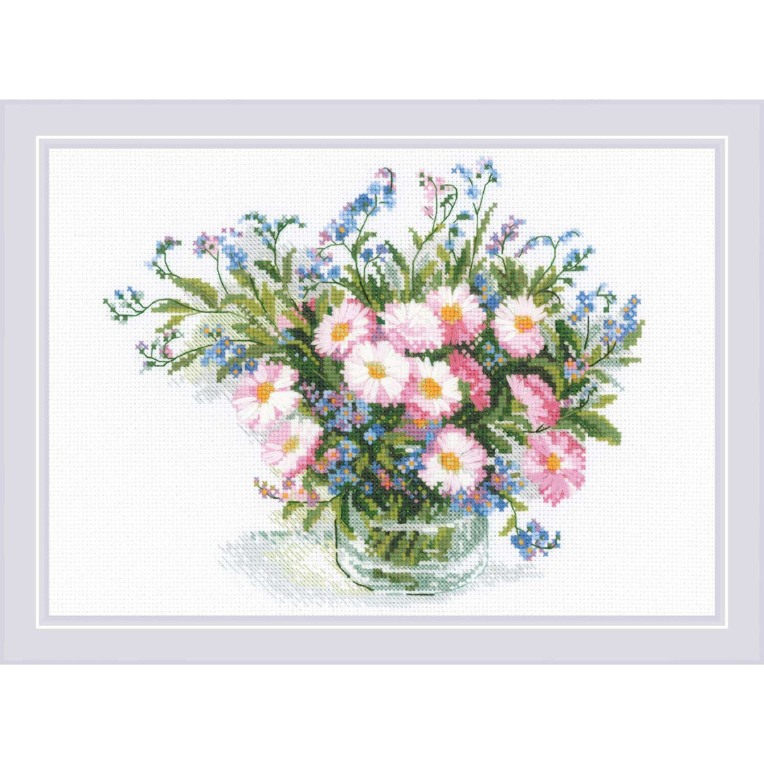 Gentle Daisies R2277 Counted Cross Stitch Kit