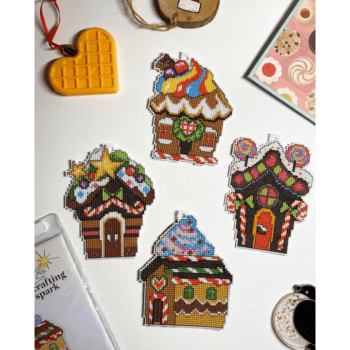 "Gingerbread Houses" 127CS Counted Cross-Stitch Kit