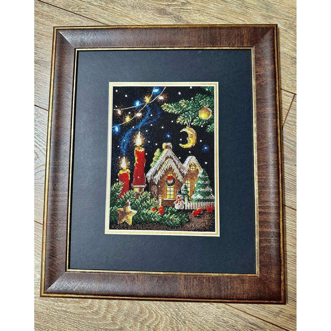 Gingerbread Tale R2165 Counted Cross Stitch Kit