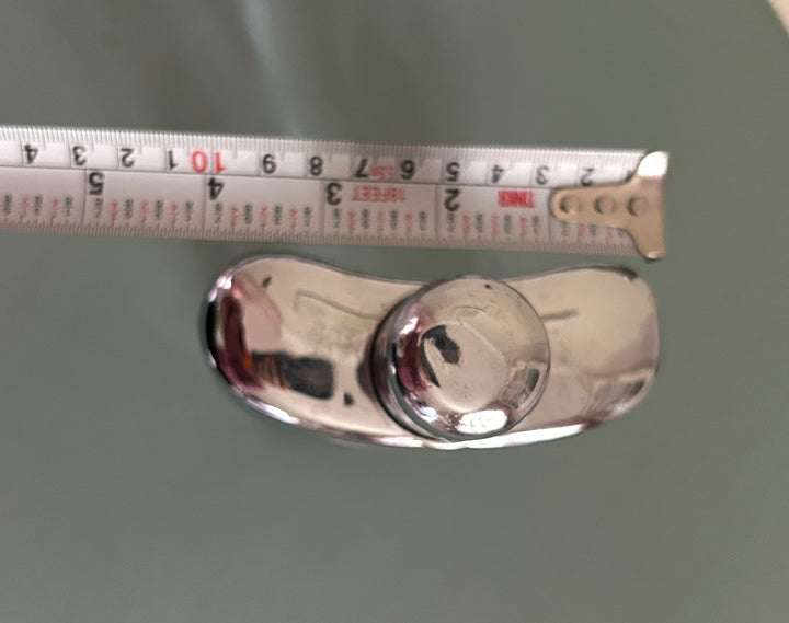 Glass flask width measurement