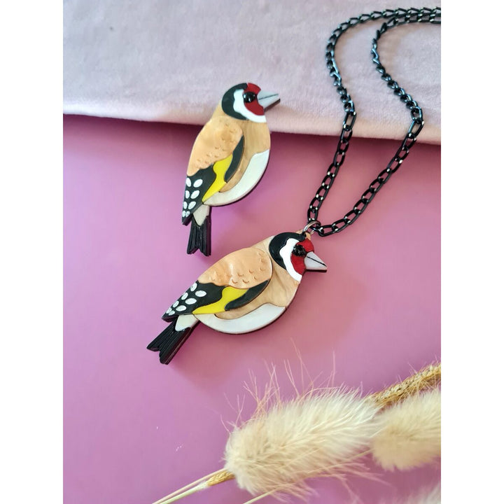 Goldfinch pin or pendant 2