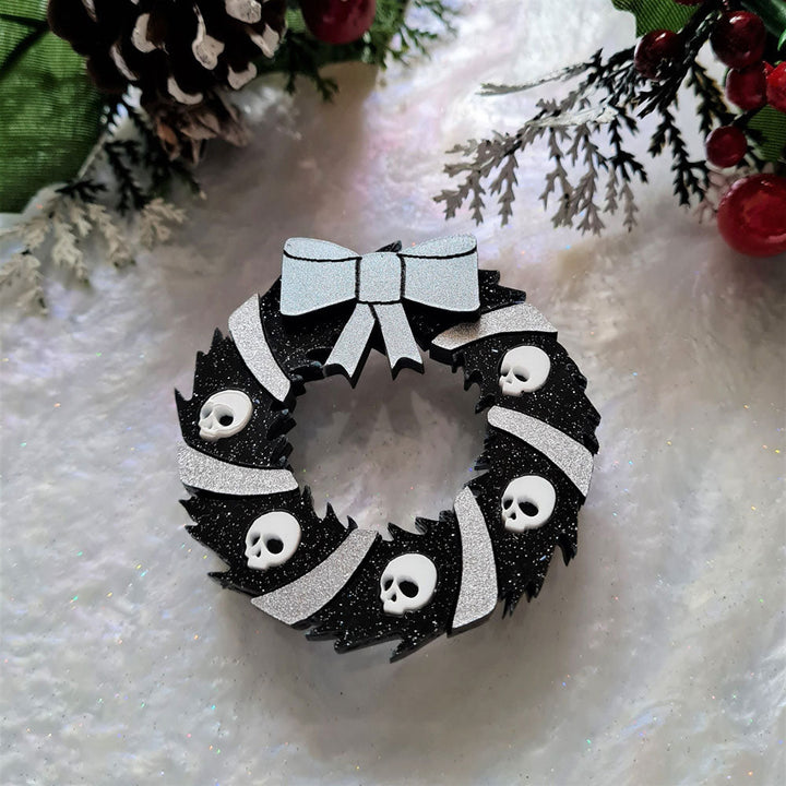 Gothic Skull Wreath Necklace by Cherryloco Jewellery 1