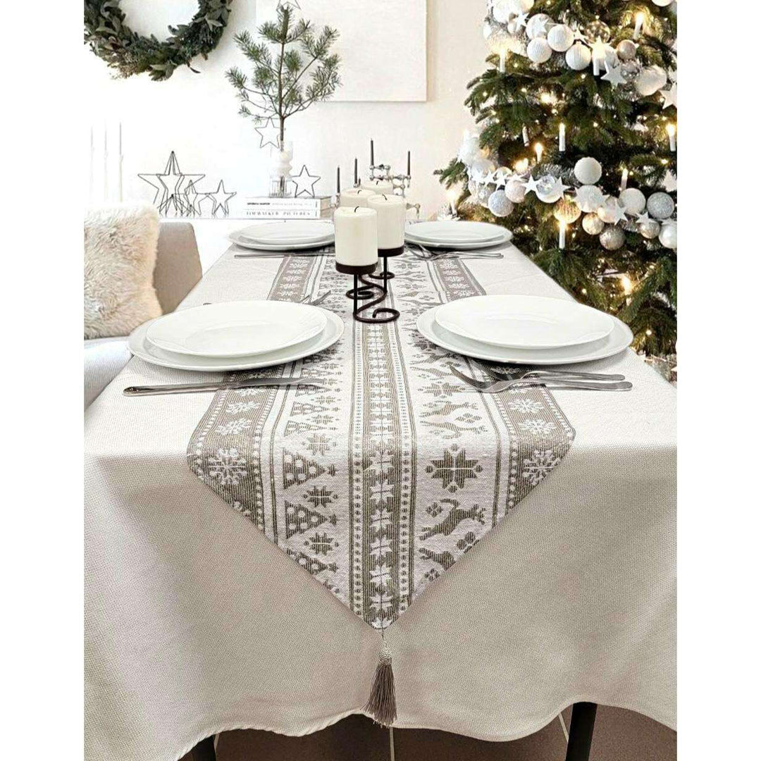 Gray Nordic Christmas Table Runner F07M5-9B Silver
