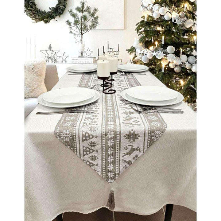 Gray Nordic Christmas Table Runner F07M5-9B Silver