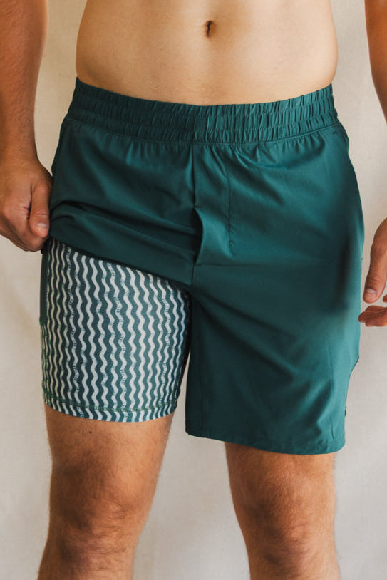 The Green Way | Green Deck Stripe Ball Hammock® 7 Inch Athletic Shorts