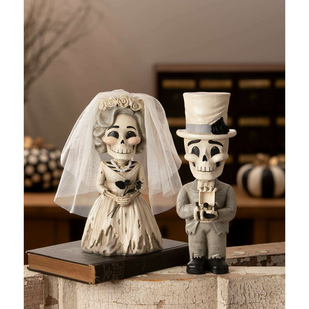 Groom Mortimer Skelly by Bethany Lowe Designs, image 5