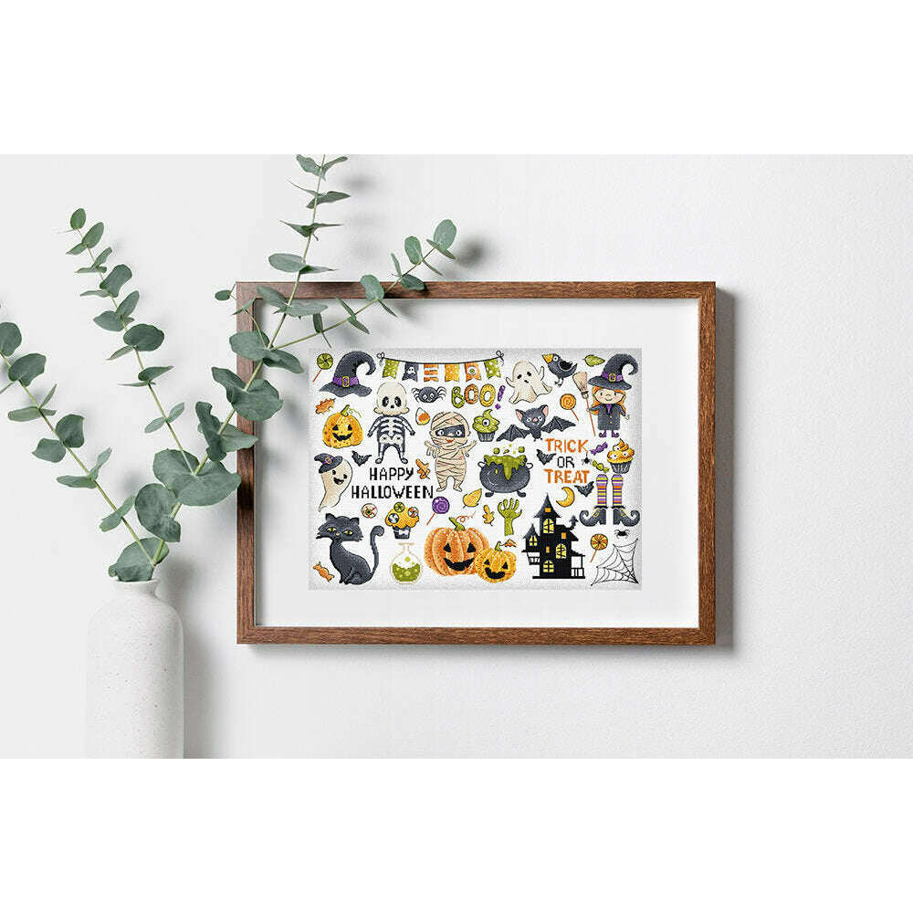 Halloween Sampler L8225 Counted Cross Stitch Kit