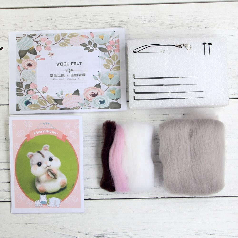 Hamster Needle Felting Kit. Wizardi DIY Wool Craft Kit F07N8-W1