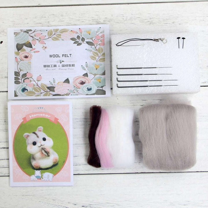Hamster Needle Felting Kit. Wizardi DIY Wool Craft Kit F07N8-W1