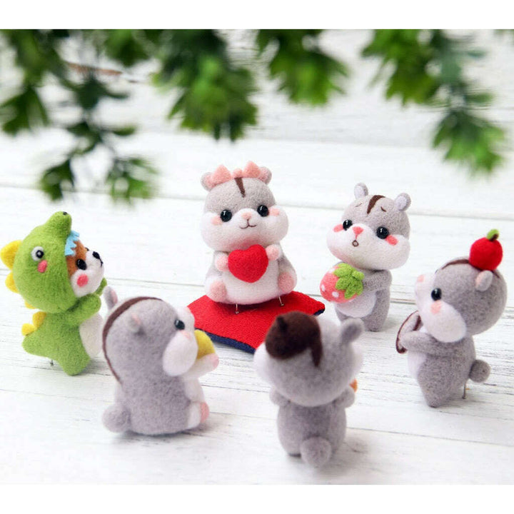 Hamster with Strawberry Needle Felting Kit. Wizardi DIY Wool Craft Kit F07N8-126