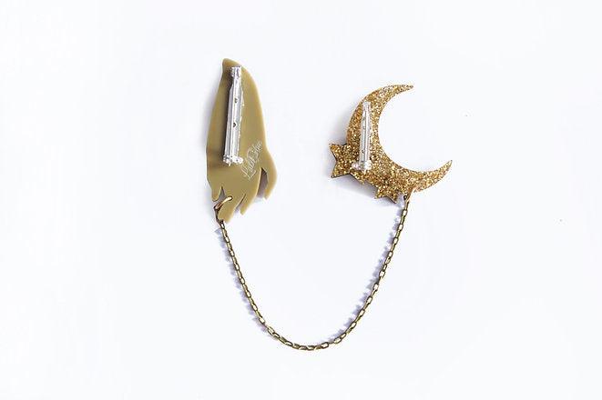Hand and Moon Double brooch by LaliBlue - Quirks!