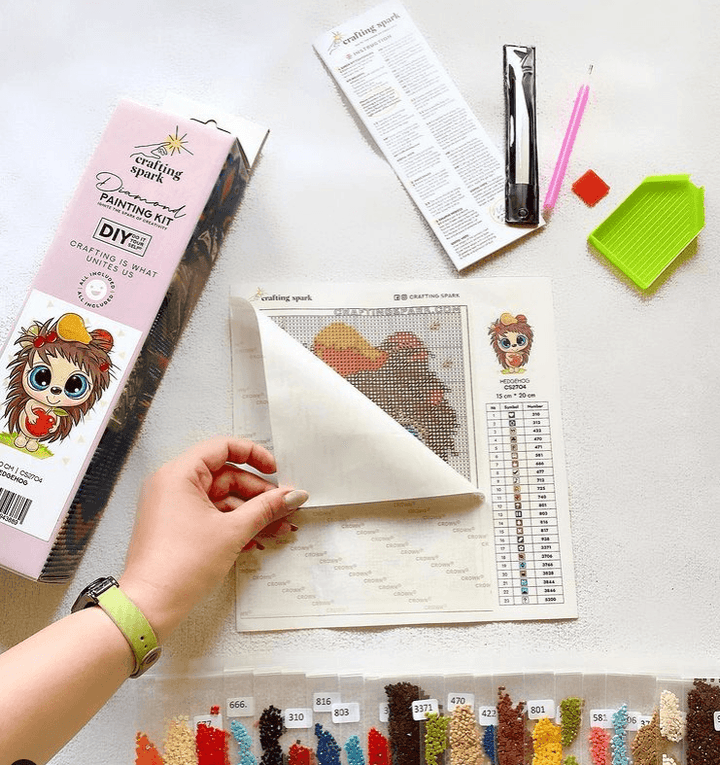 Hedgehog CS2704 5.9 x 7.9 inches Crafting Spark Diamond Painting Kit